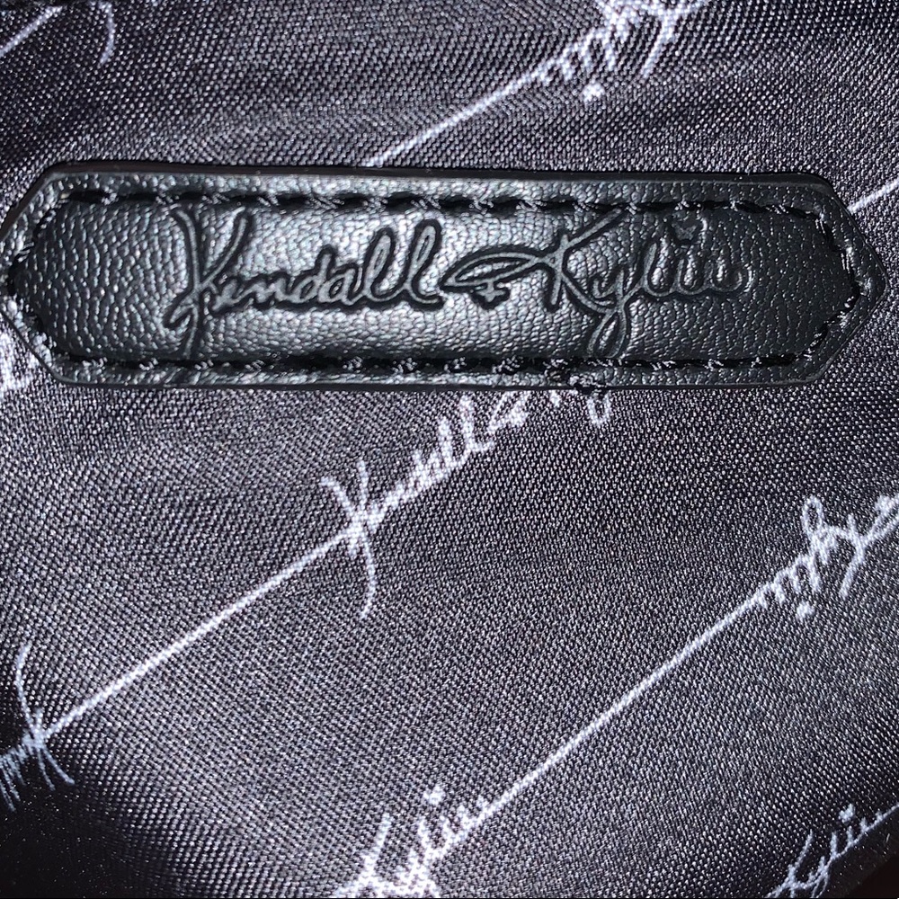 Kendall and Kylie large metallic pink tote bag - Picture 4 of 8